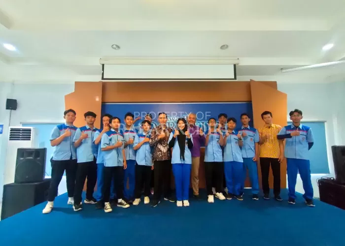 Workshop Pelatihan Desain dan Website SMK Al Huda Kota Kediri