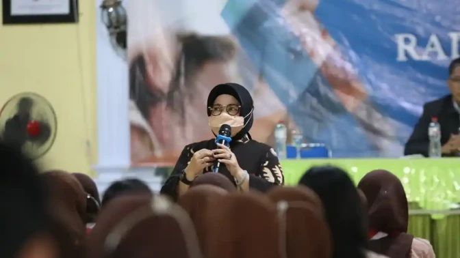 Kelas Parenting Radar Kediri Institute