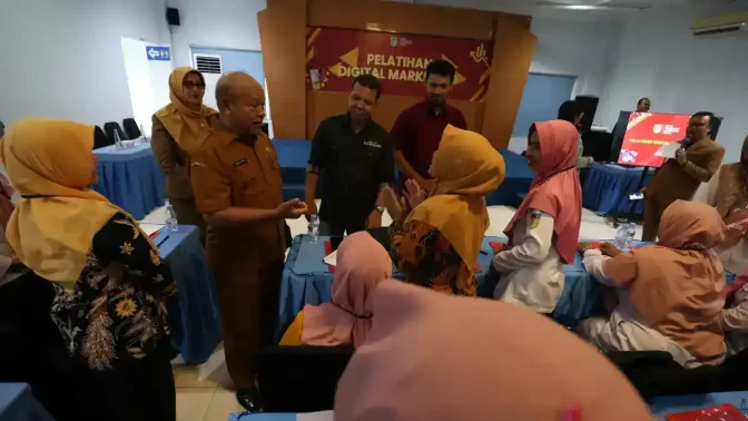 Pelatihan Pembuatan Website berbasis AI dan Coding sederhana