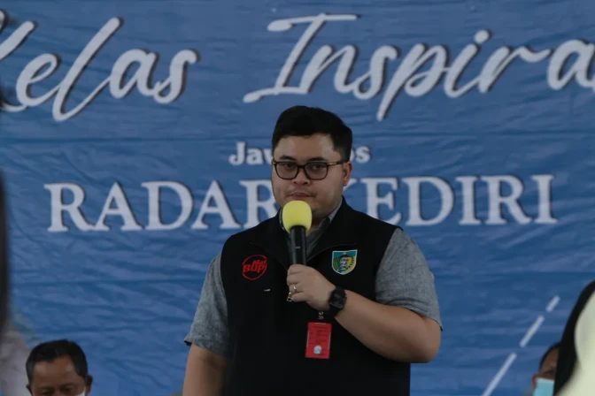 Kelas Inspirasi Radar Kediri Institute menghadirkan Narasumber Bupati Kediri yaitu Mas Dhito
