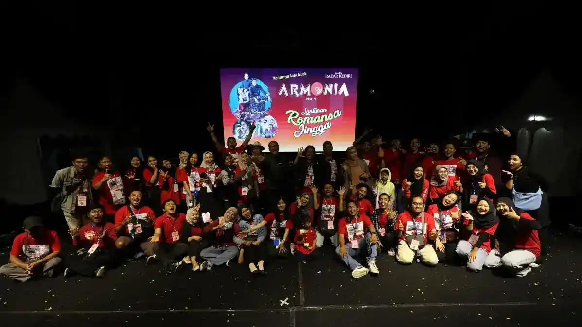 Gebyar Dies Natalis atau Milad Sekolah bersama Radar Kediri Institute